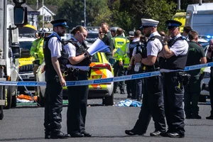 | Photo: AP : 3 Stabbed During Notting Hill Carnival As UK Records Rise In Knife Attacks